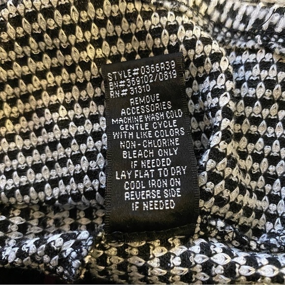 AGB Women's Tab Sleeve Dress with Necklace Black White Medium - Picture 5 of 7